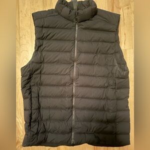 Lululemon Athletica Navigation Stretch Down Vest